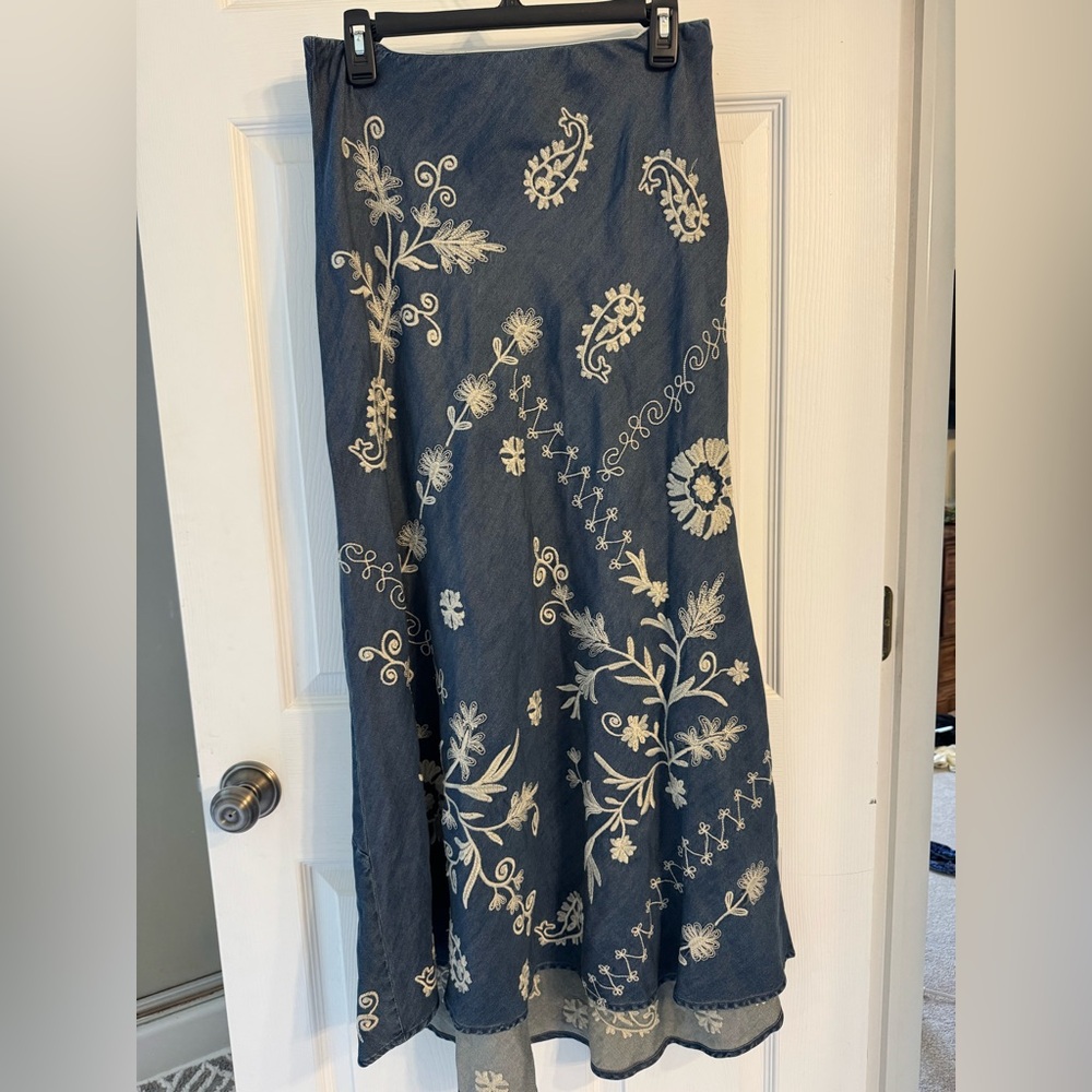 New Small Johnny Was Embroidered Navy Floral Maxi Skirt
